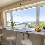 Guincho Cascais | Ocean View | 16pax | Maid Alcabideche