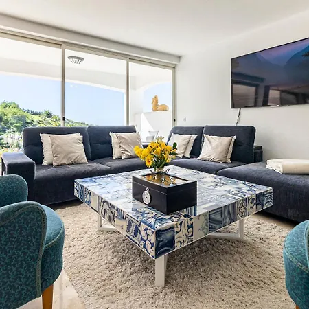 Vila Guincho Cascais | Ocean View | 16pax | Maid